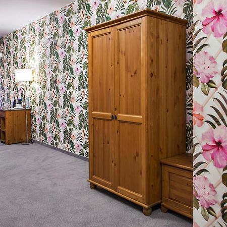 Hotel Zalesie Бохня Екстериор снимка