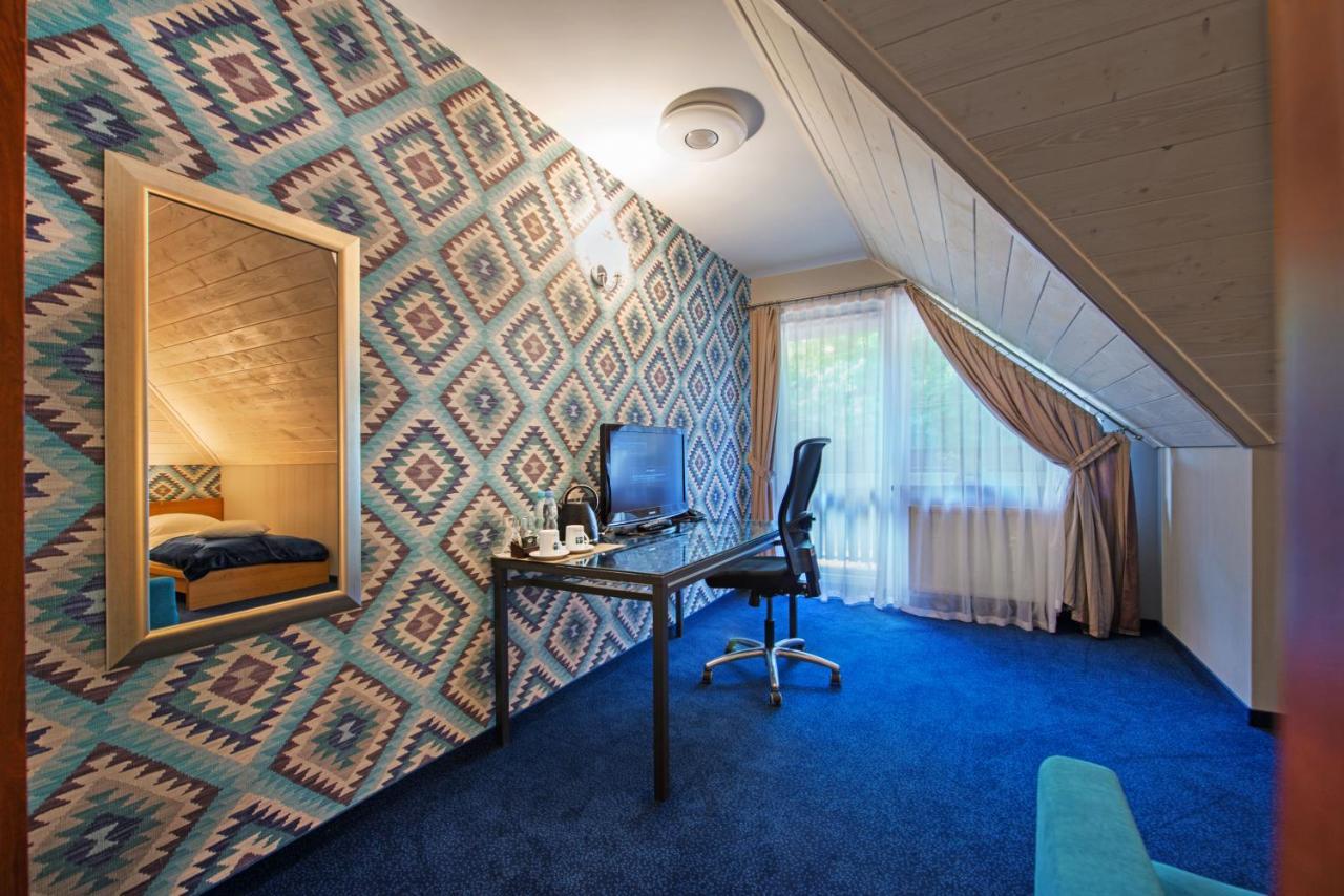 Hotel Zalesie Бохня Екстериор снимка