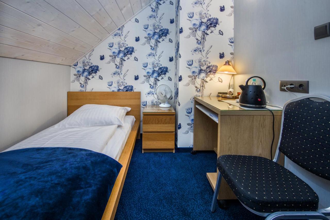Hotel Zalesie Бохня Екстериор снимка
