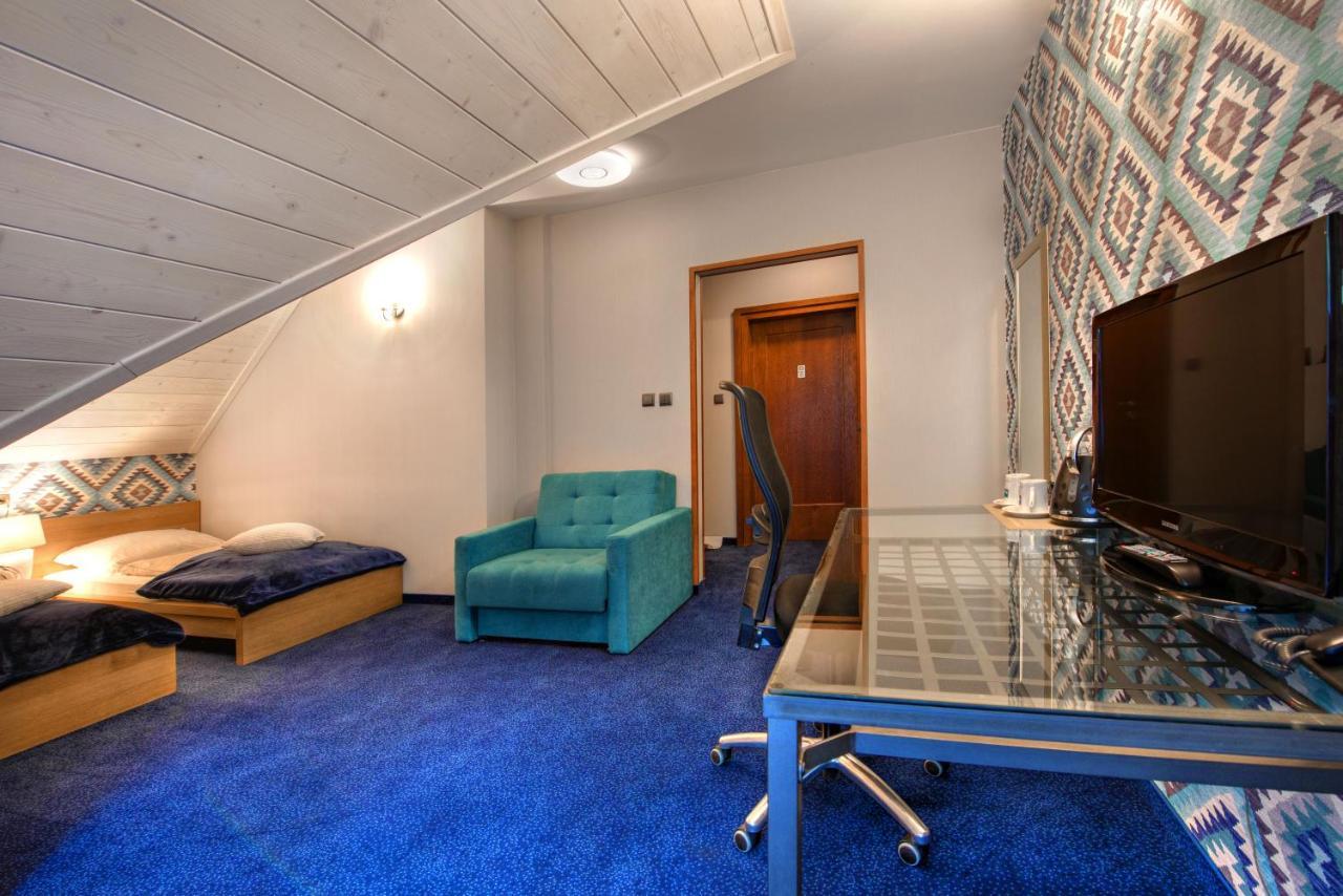 Hotel Zalesie Бохня Екстериор снимка
