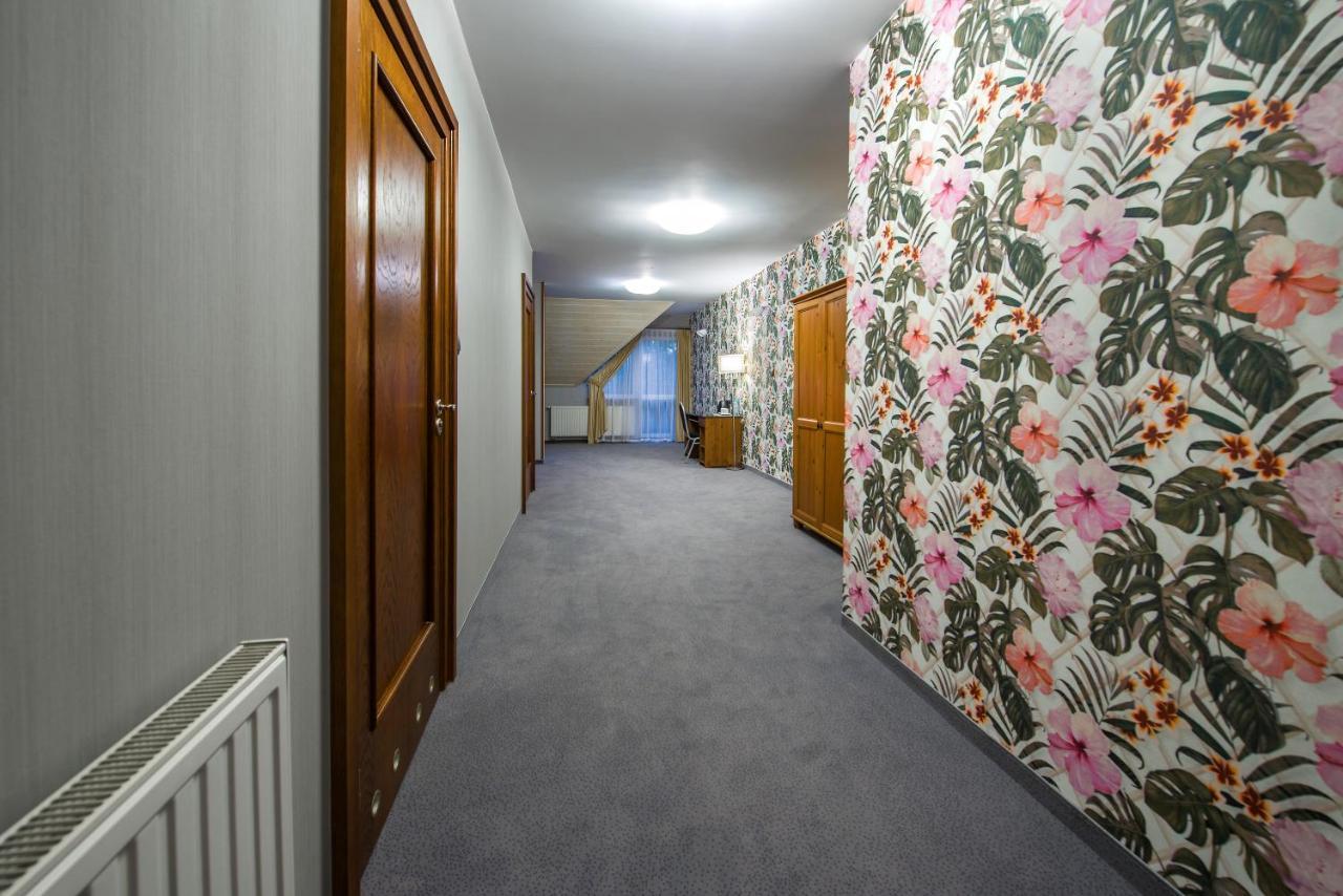 Hotel Zalesie Бохня Екстериор снимка