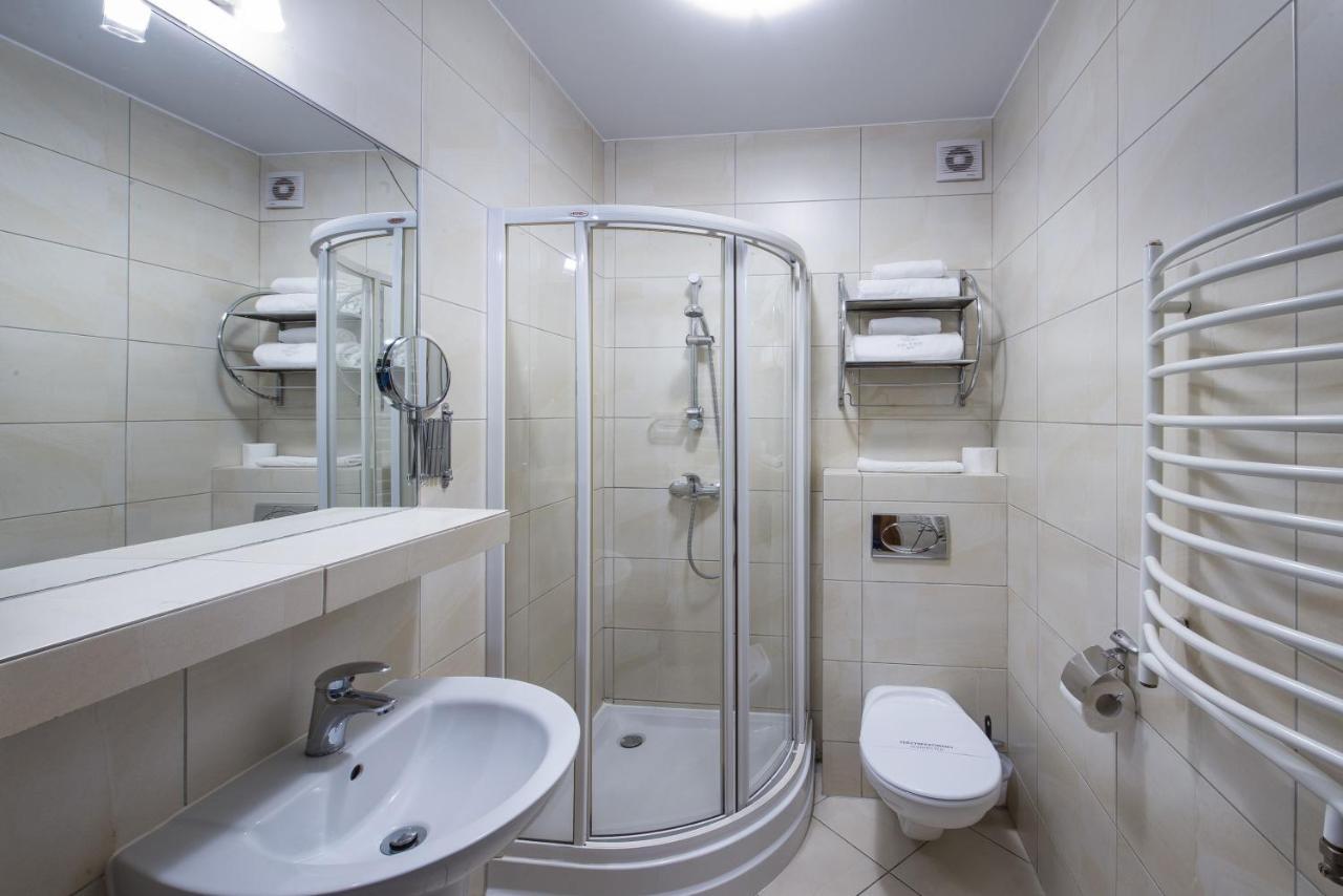 Hotel Zalesie Бохня Екстериор снимка